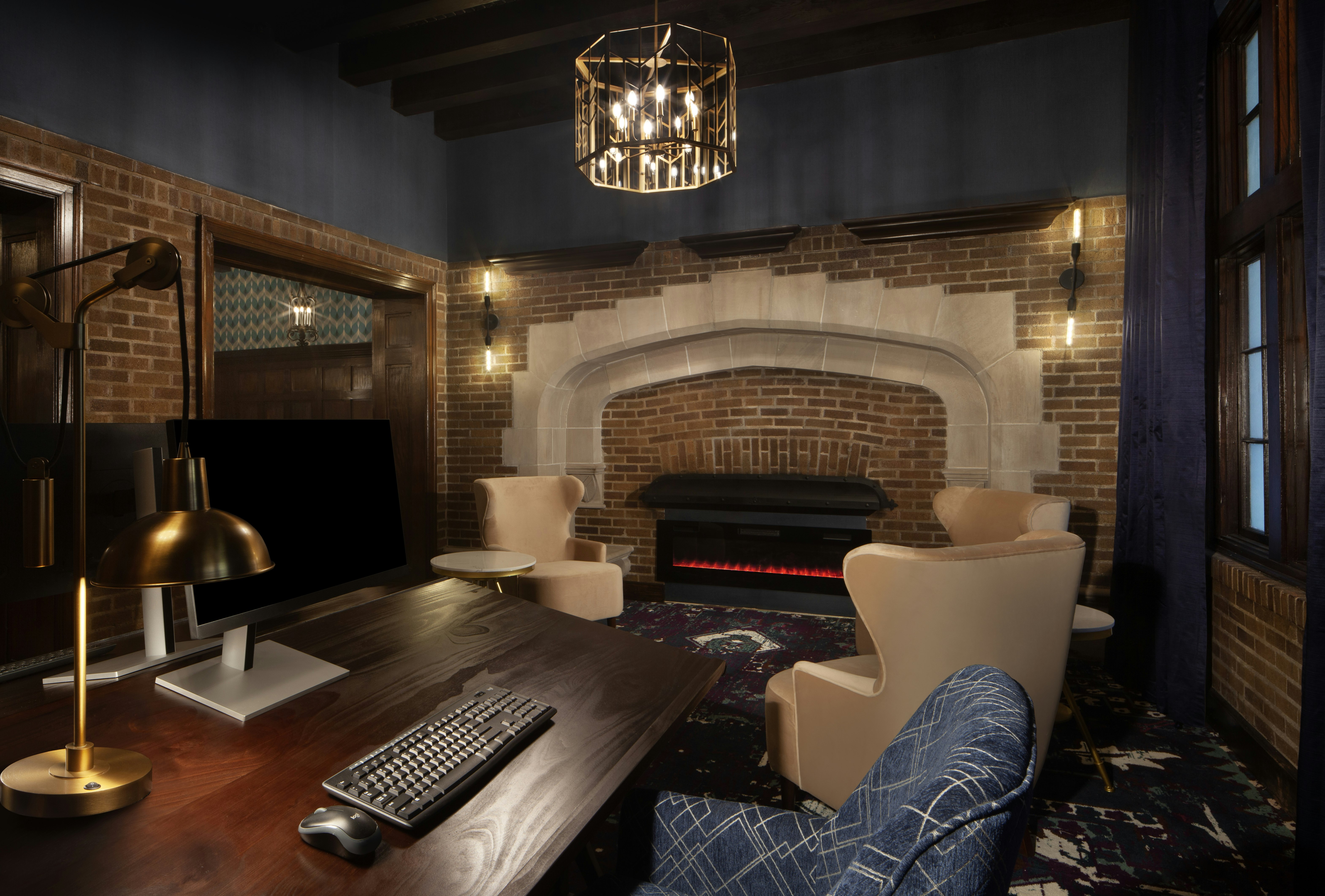 Hotel Royer Urbana Champaign, Tapestry Collection by Hilton 36/38
