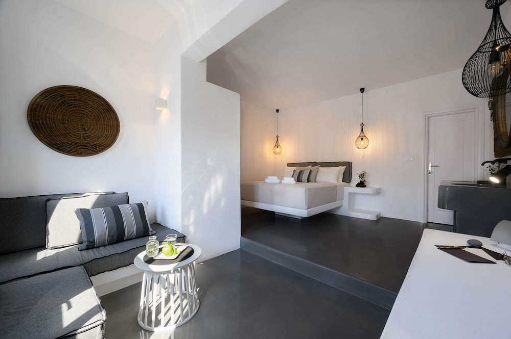 Santolia Art Suites Santorini 37/56