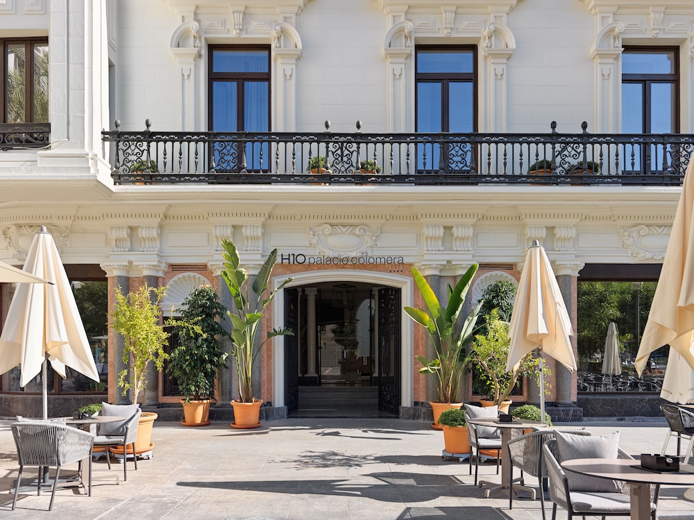 H10 Palacio Colomera in CORDOBA
