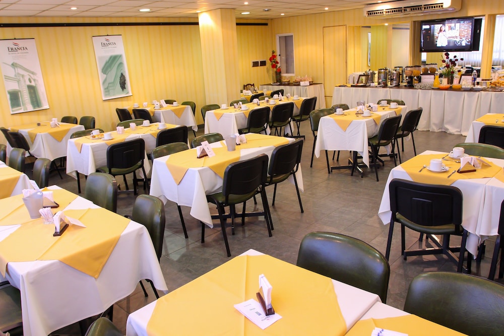 Hotel Francia 34/39