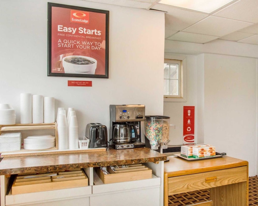 Econo Lodge Franklin - Springboro 28/33