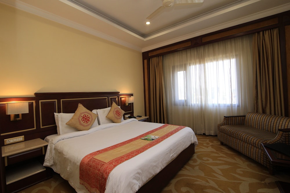 Hotel Dynasty 10/46