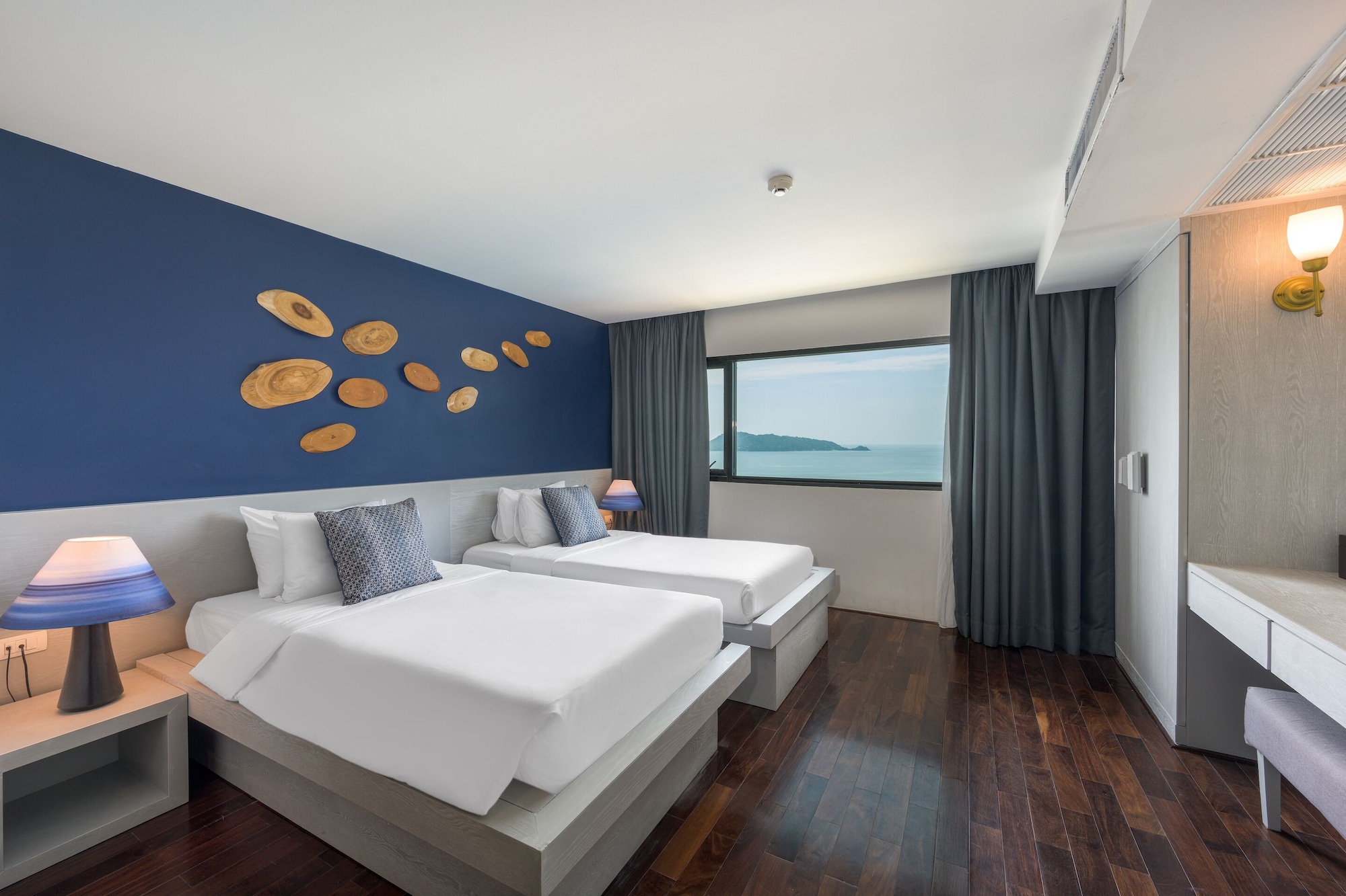 2 BEDROOMS, GRAND, FAMILY SUITE, DELUXE
