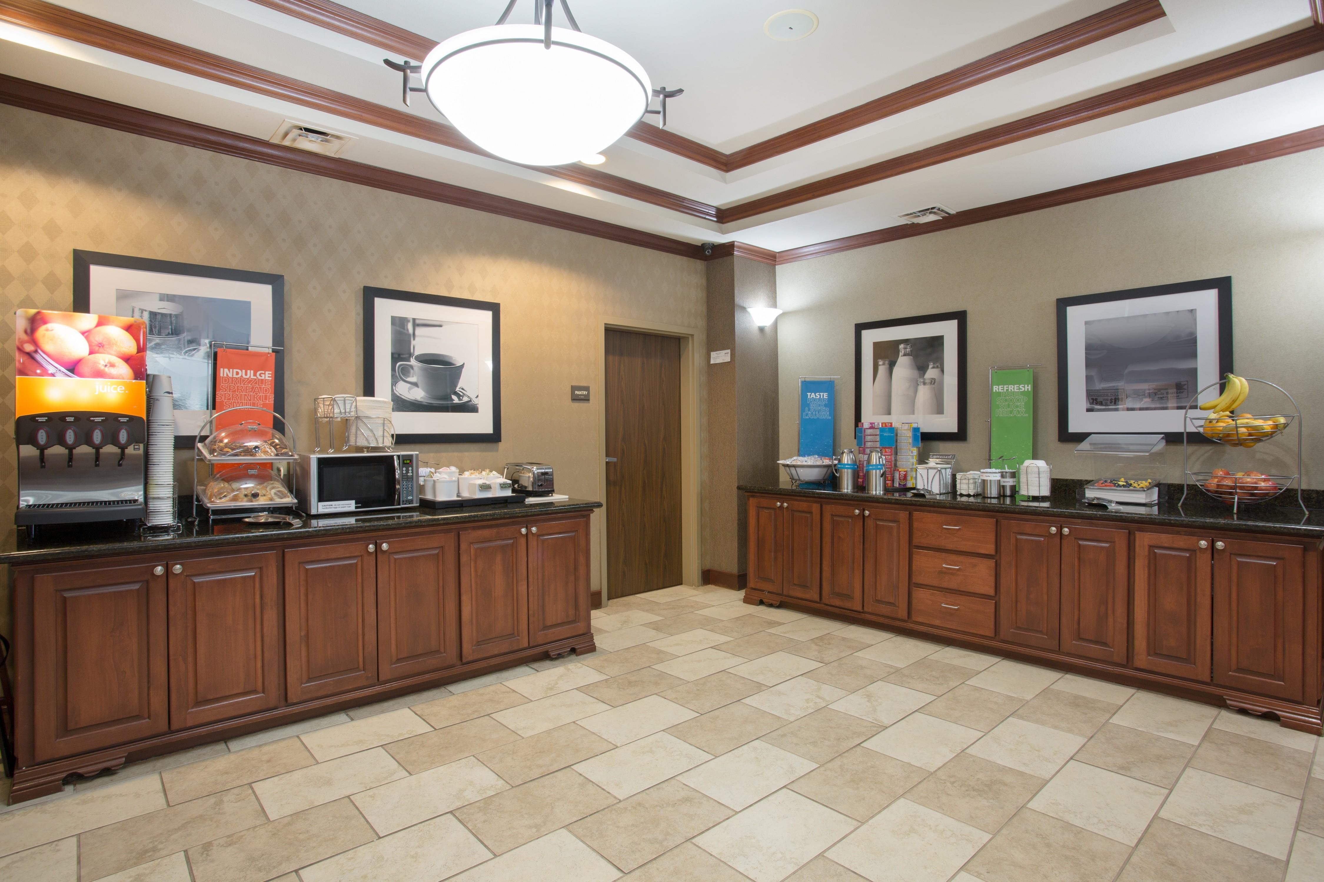 Hampton Inn Siloam Springs 12/50