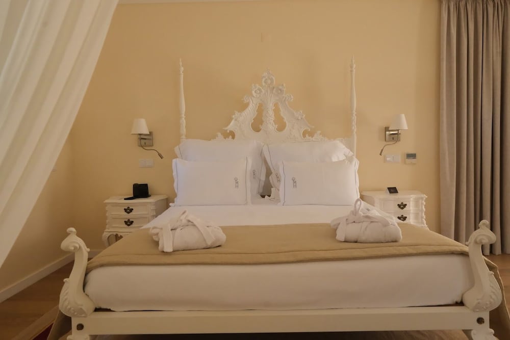 Room at Quinta da Maquia Hotel, SINTRA