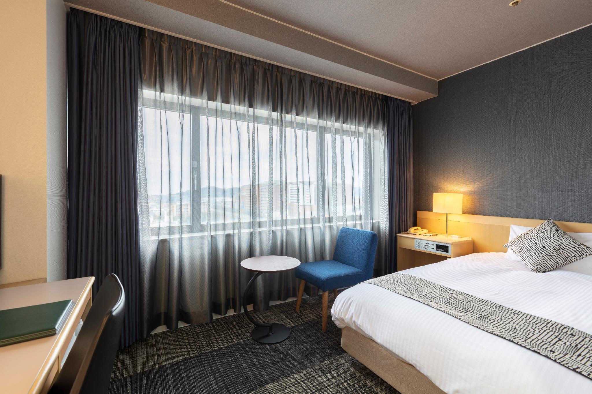 Semi Room, Standard, Single, Semi Double Bed