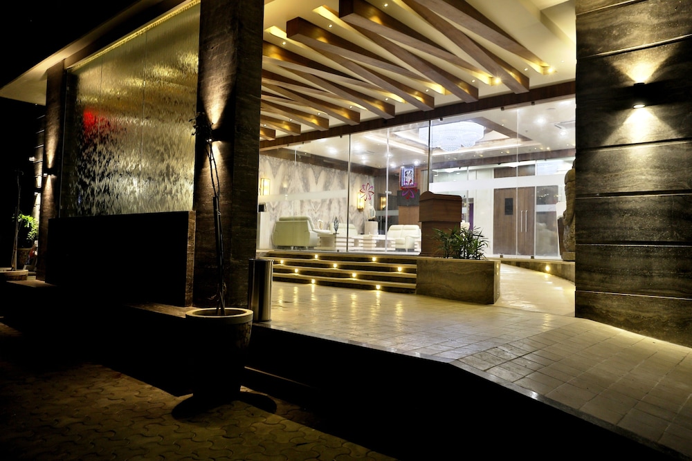 Vits Devbhumi Hotel 10/50