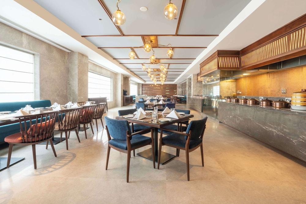 Radisson Hotel Vrindavan 37/50