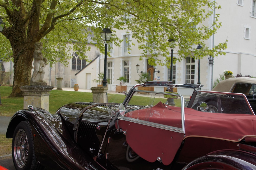 Le Relais Des Trois Chateaux 52/55