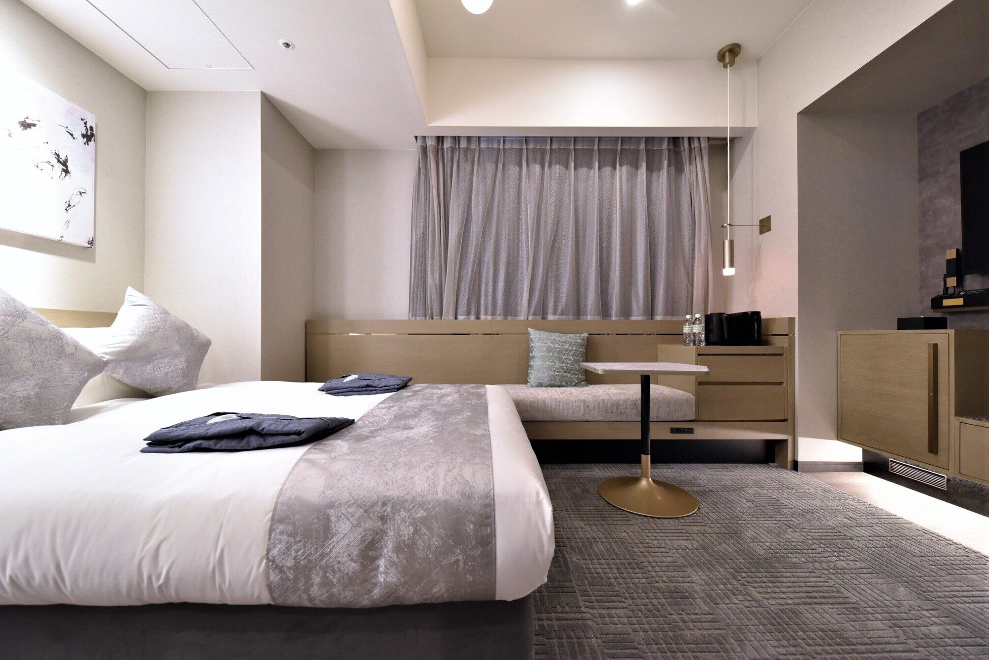 SELECT, DOUBLE BED