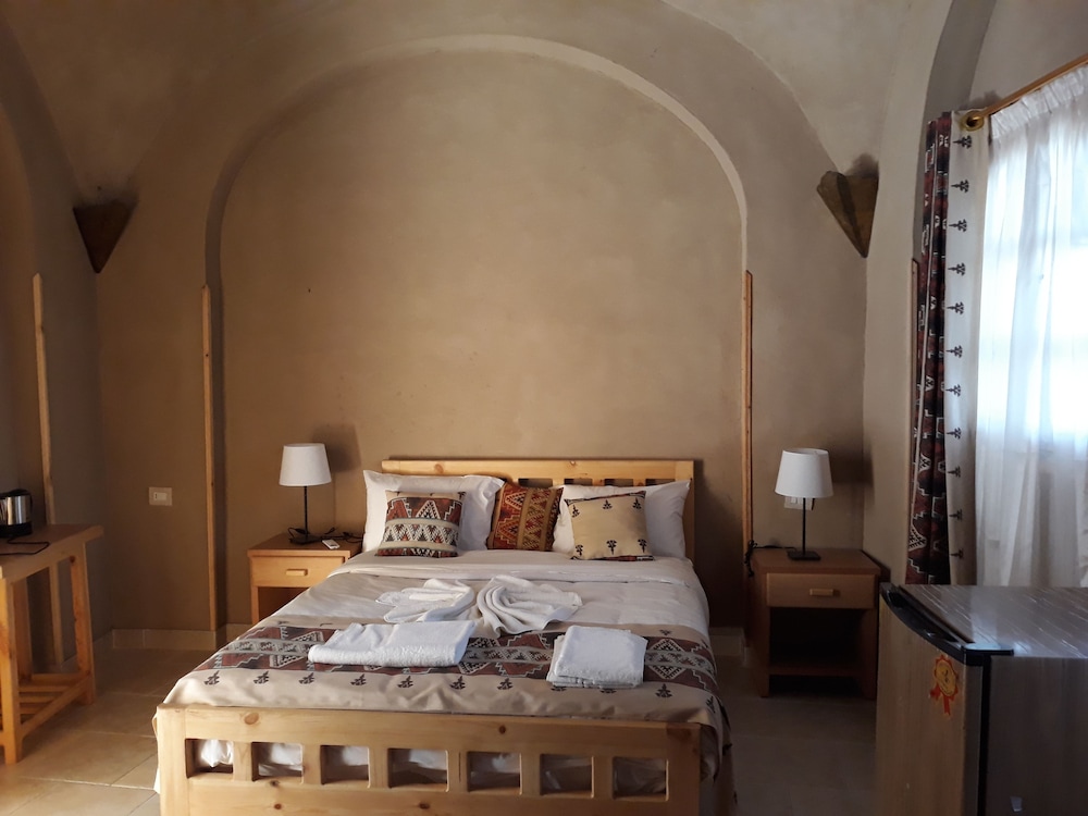 غرفة سوبيريور بسريرين منفصلين بغرفة نوم واحدة، Embrace Hotel 4/10