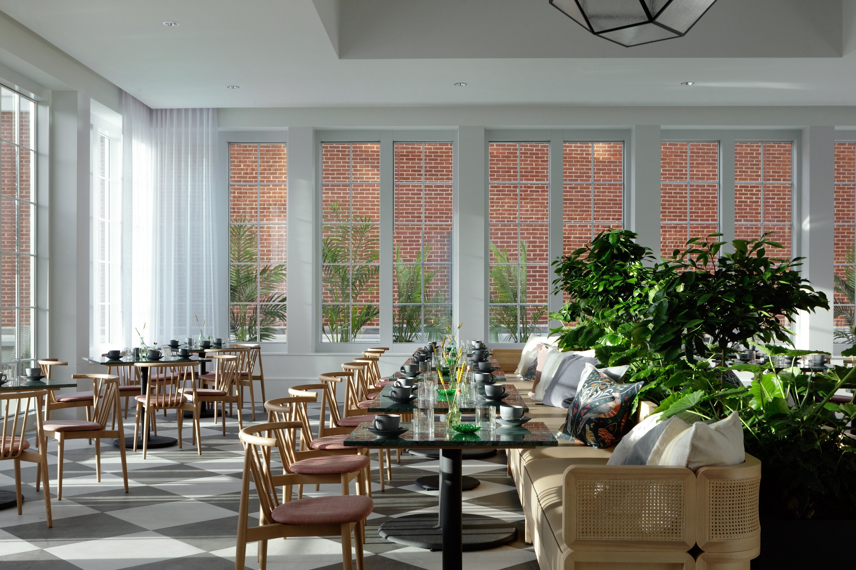 Kimpton The Forum Hotel, an IHG Hotel 25/50