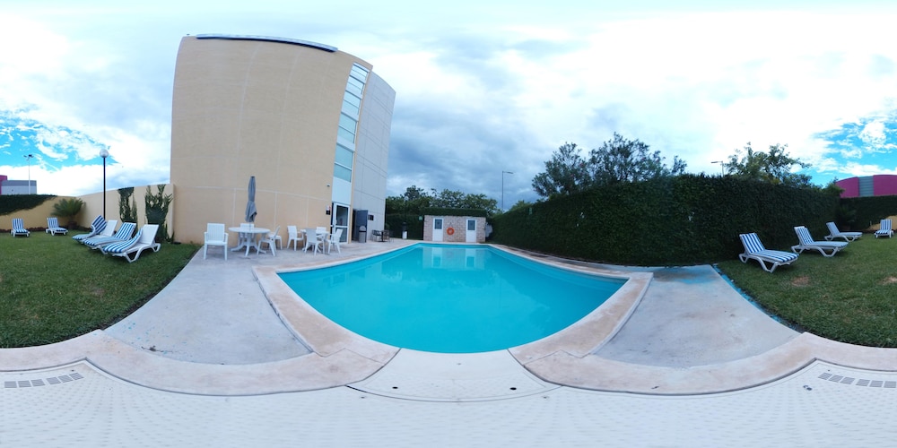 City Express by Marriott Chetumal 4/60