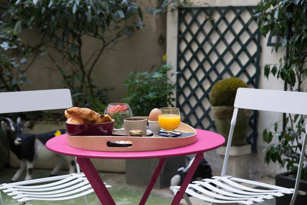 Hotel Zelie Champs-Elysees 38/50