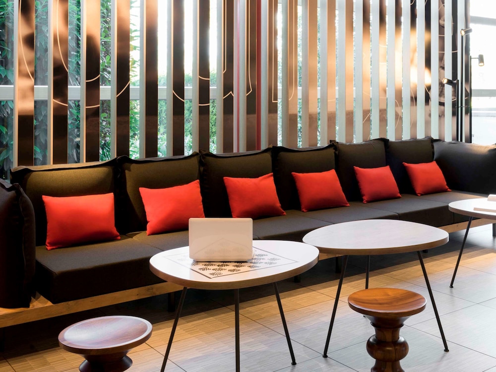 IBIS GENEVE AEROPORT 45/66