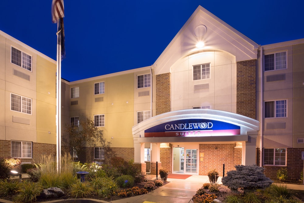 Candlewood Suites Kenosha 2/39