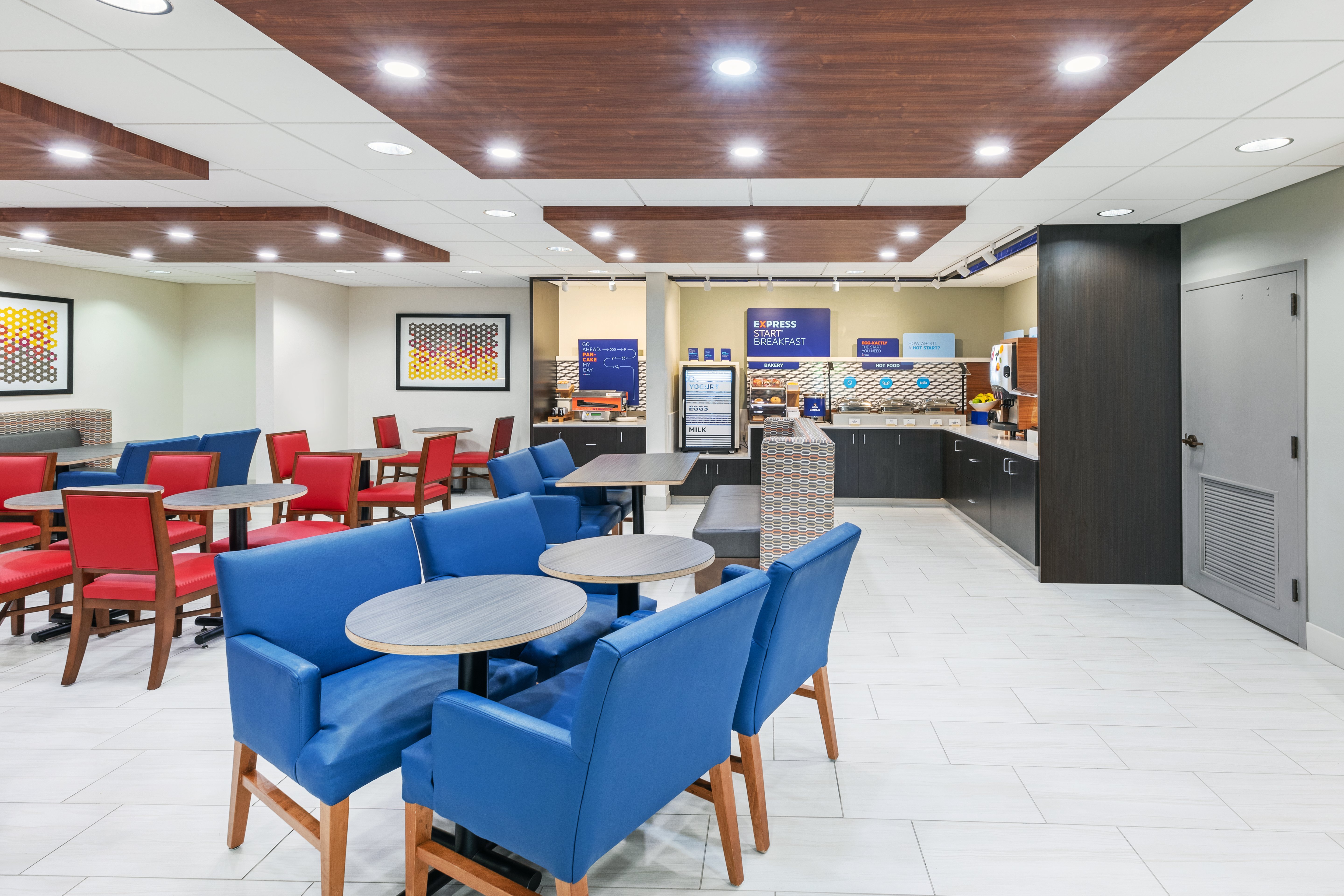 Holiday Inn Express & Suites Sulphur (Lake Charles) 39/50