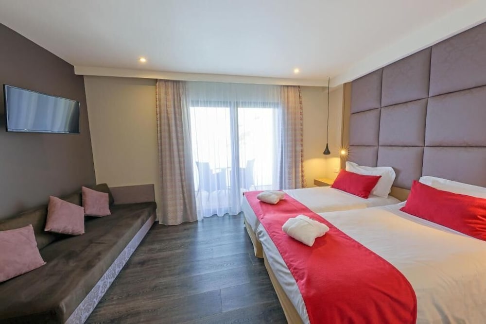 Hotel Saint Christophe Calvi (ex Saint Christophe Corsica) 6/55