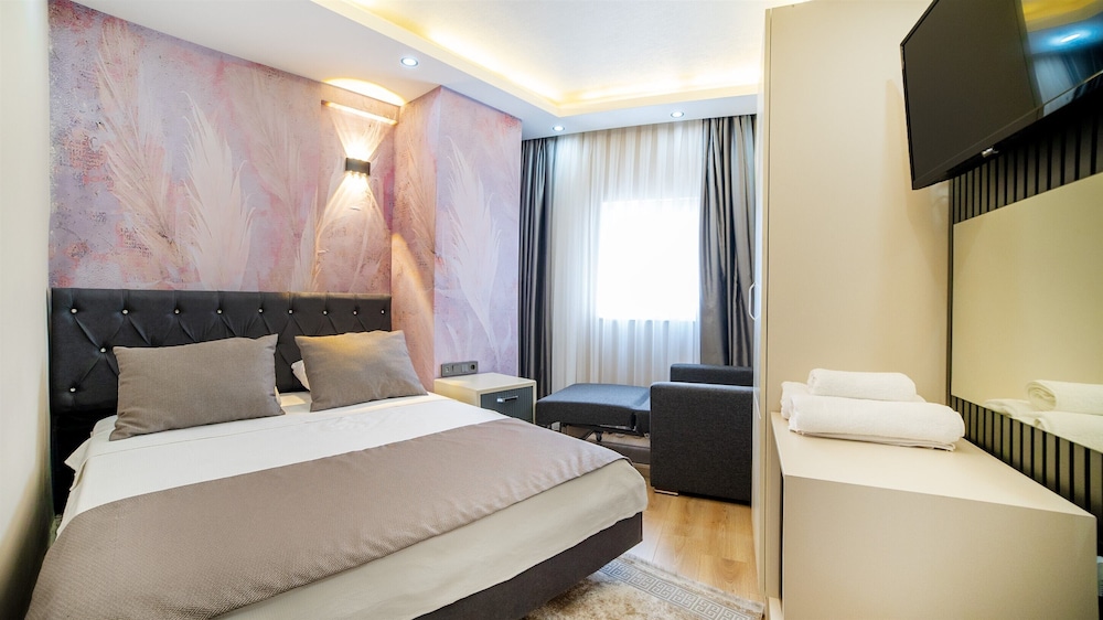 Blue Marina Hotel & SPA 32/64