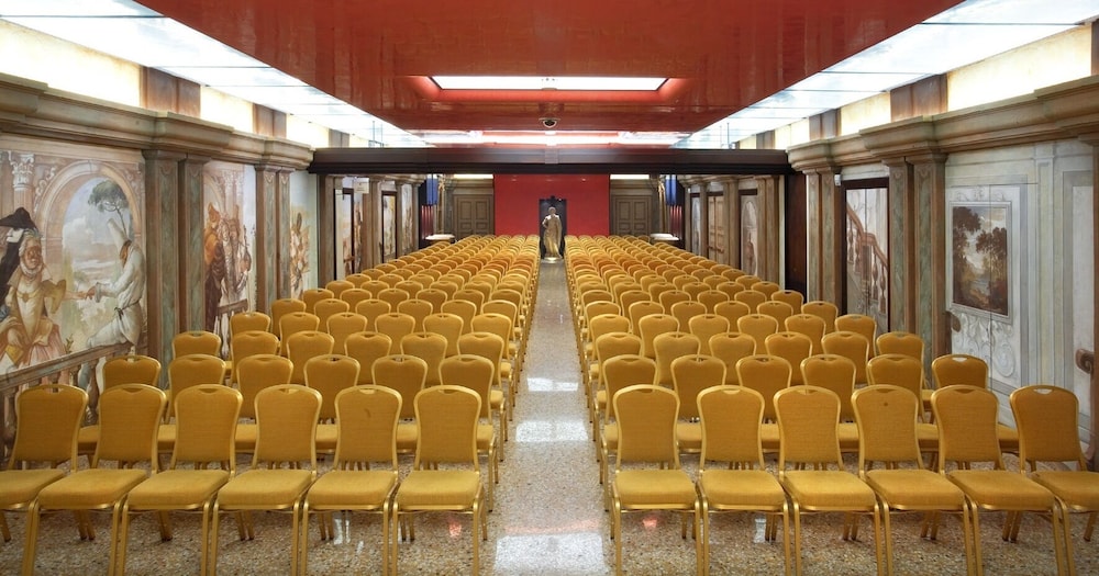 Relais Castello Bevilacqua 36/50