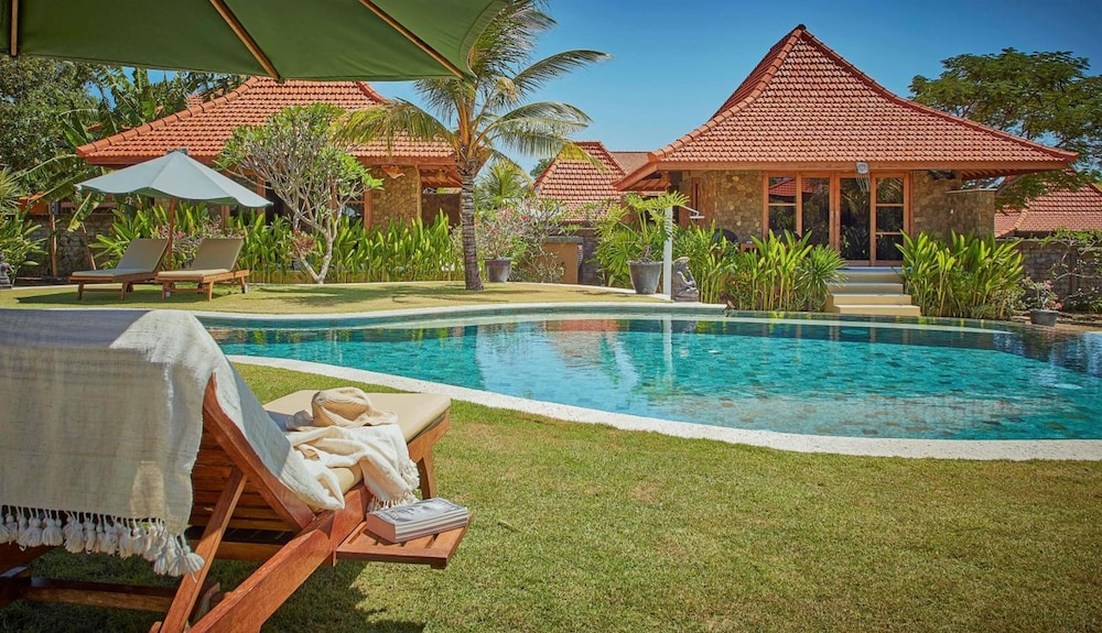 Three Monkeys Villas 37/43