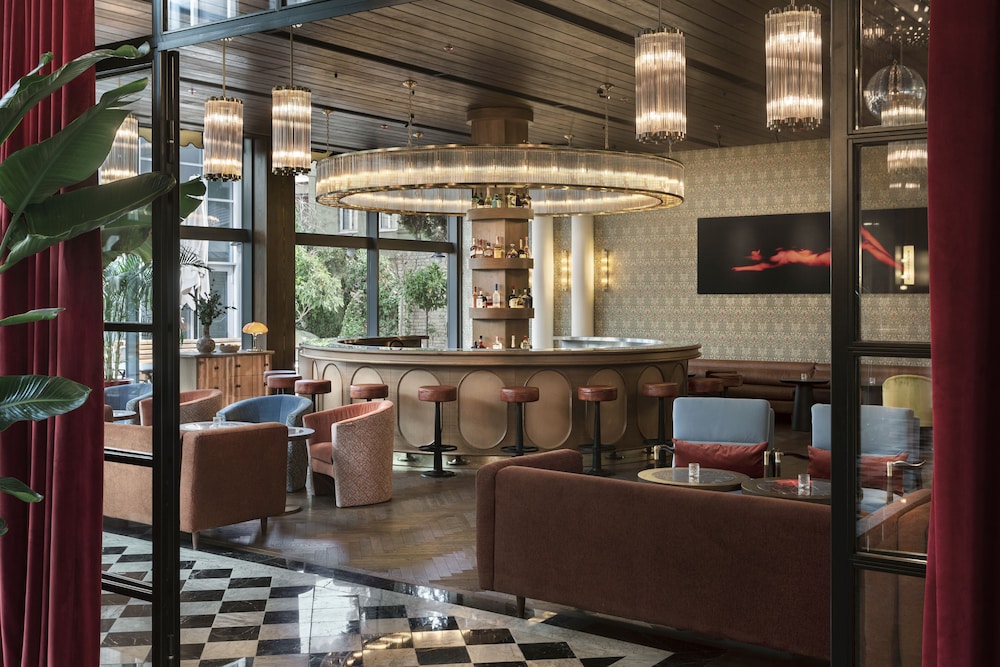Artizan Design Hotel 42/61