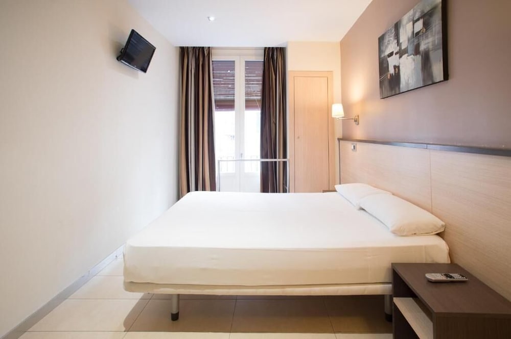 Hostal Las Flores 34/60