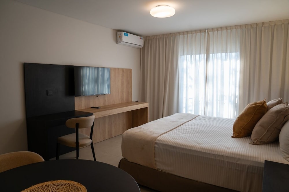 Urbanas Suites 16/36