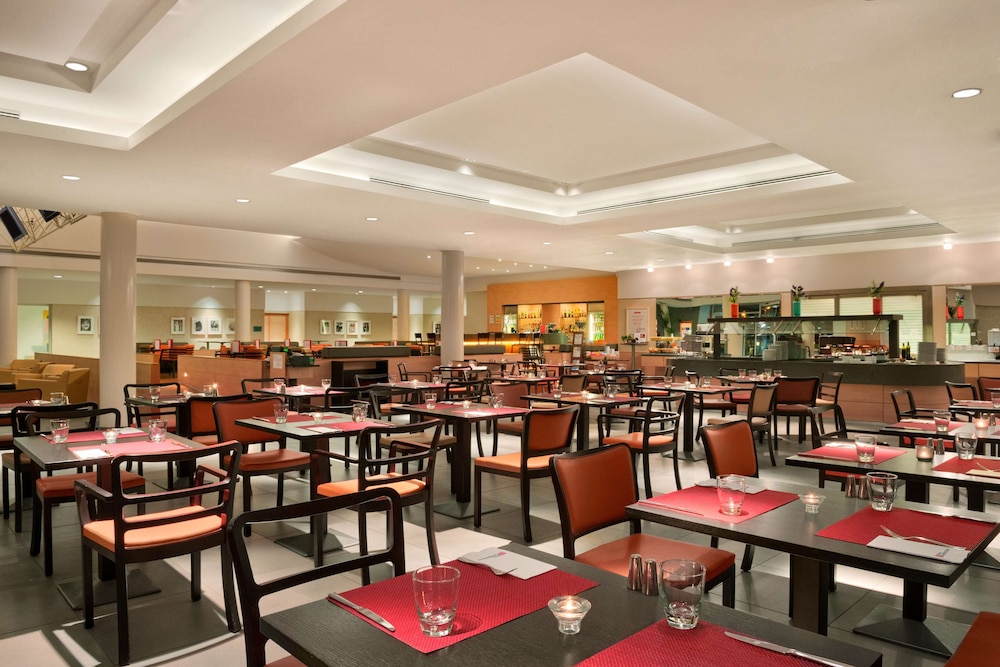 Hilton Garden Inn Rome Airport 47/75