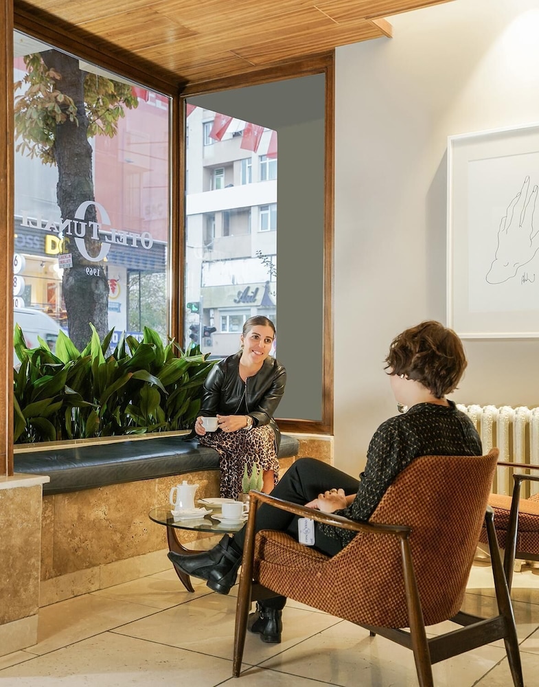 Hotel Tunali 27/46