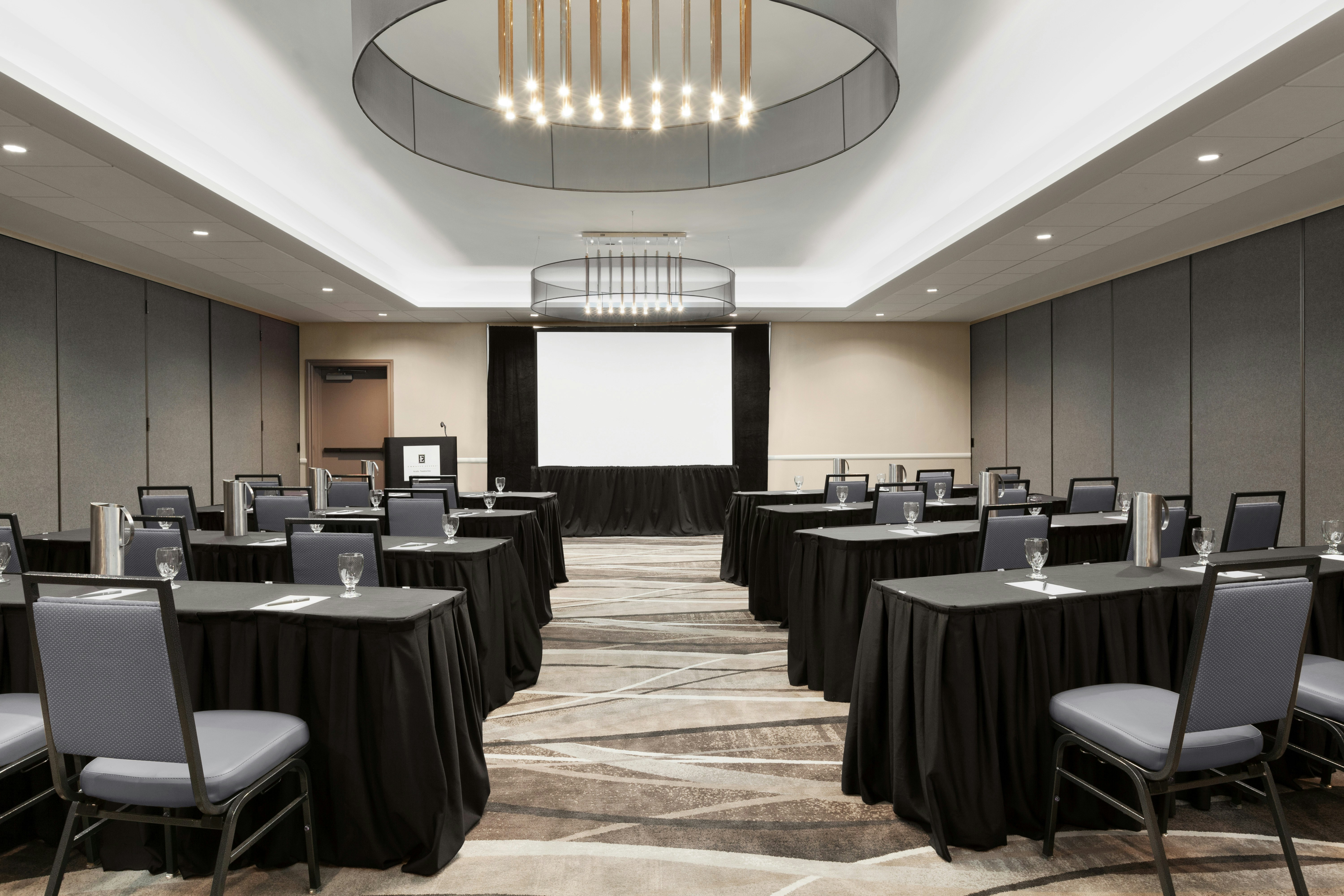 Embassy Suites By Hilton Arcadia Pasadena Area 48/59