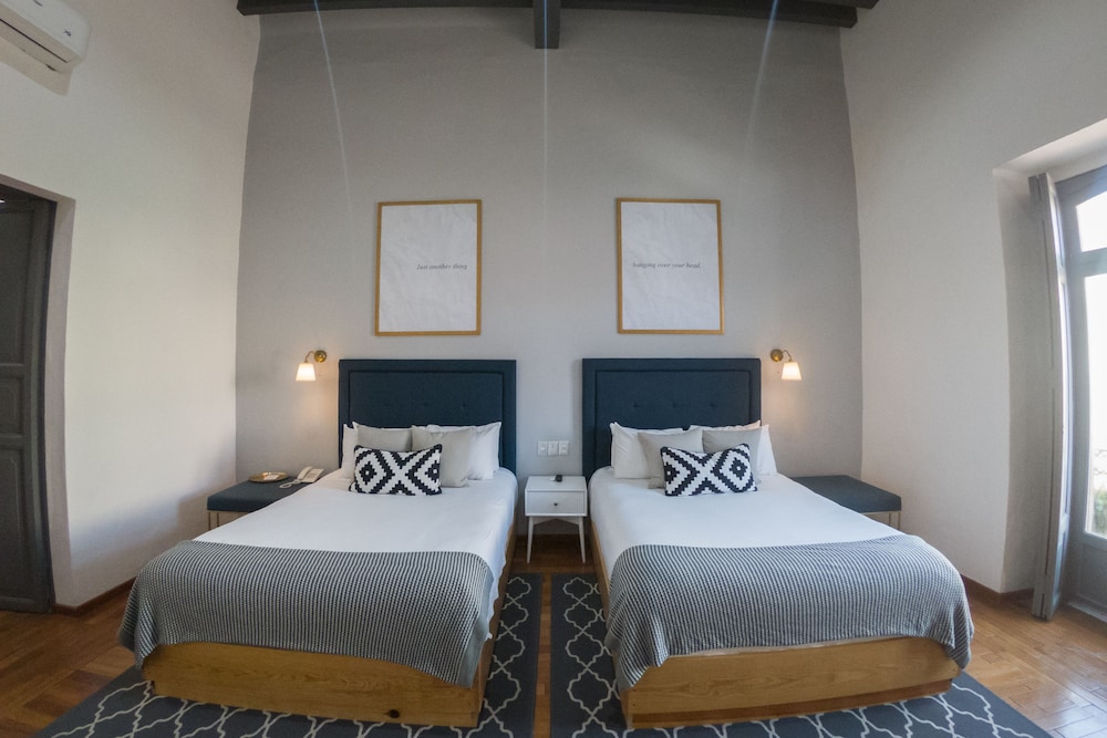 Hotel Markee 15/50