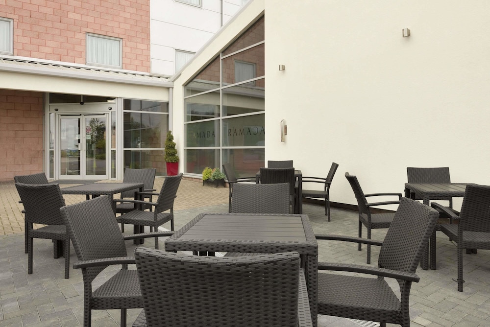 Ramada by Wyndham Wakefield 23/33