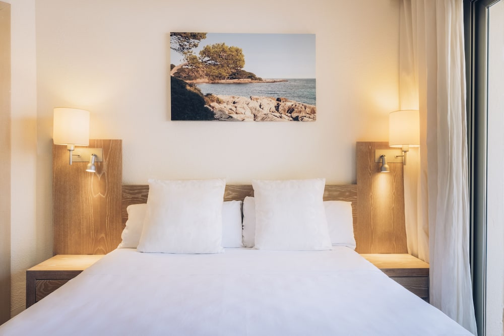 Iberostar Waves Pinos Park 14/50