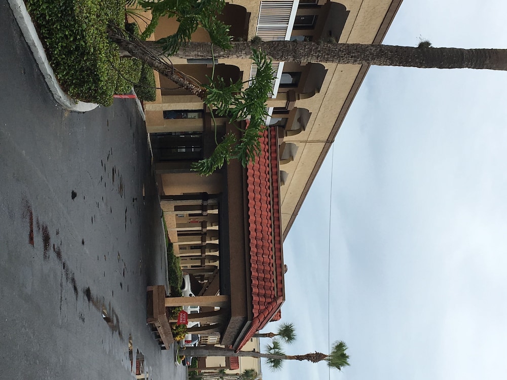 Days Inn By Wyndham St Augustine/Historic Downtown 4/25