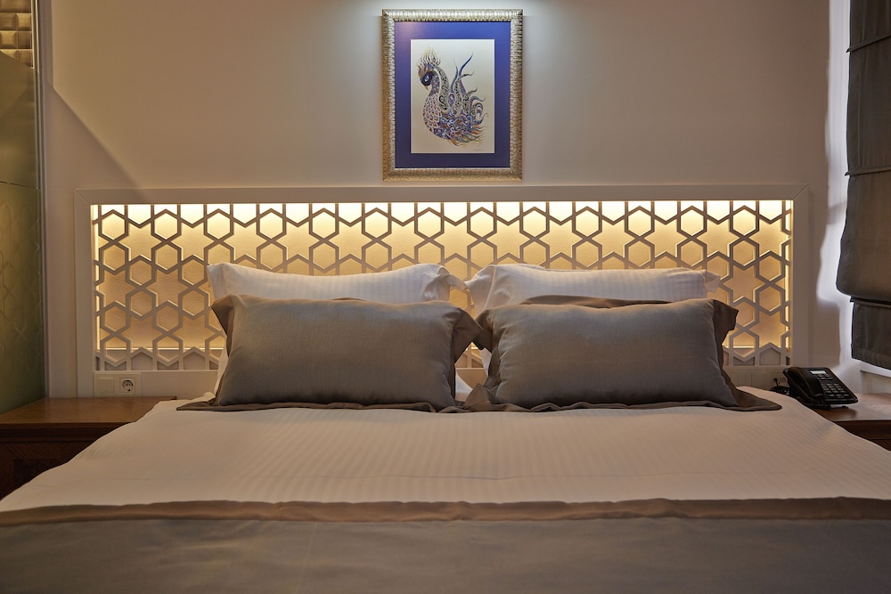 Arart Hotel photo2