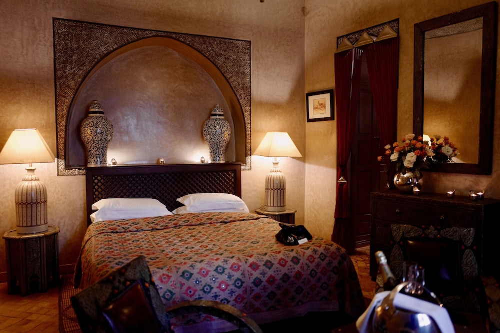 Riad Noir d'Ivoire 7/70