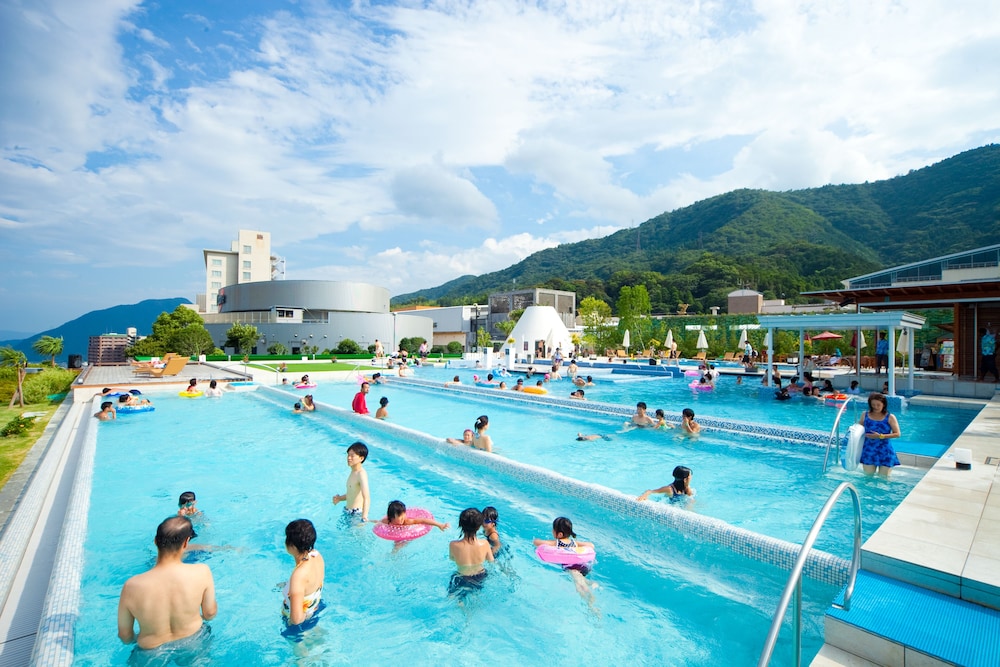 Suginoi Hotel 69/76