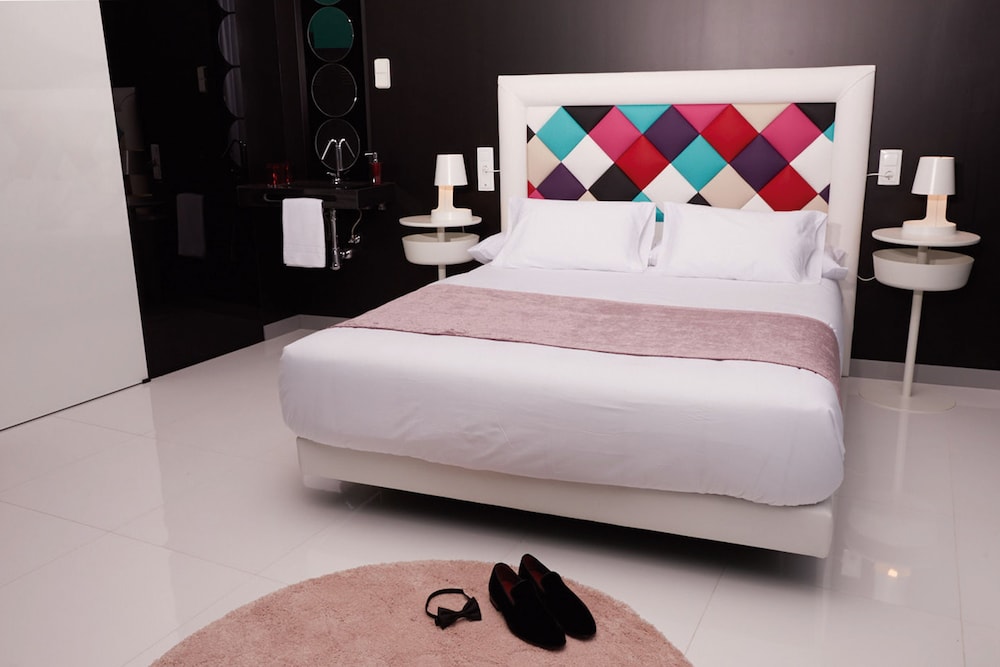 HotelFreedom 12/38