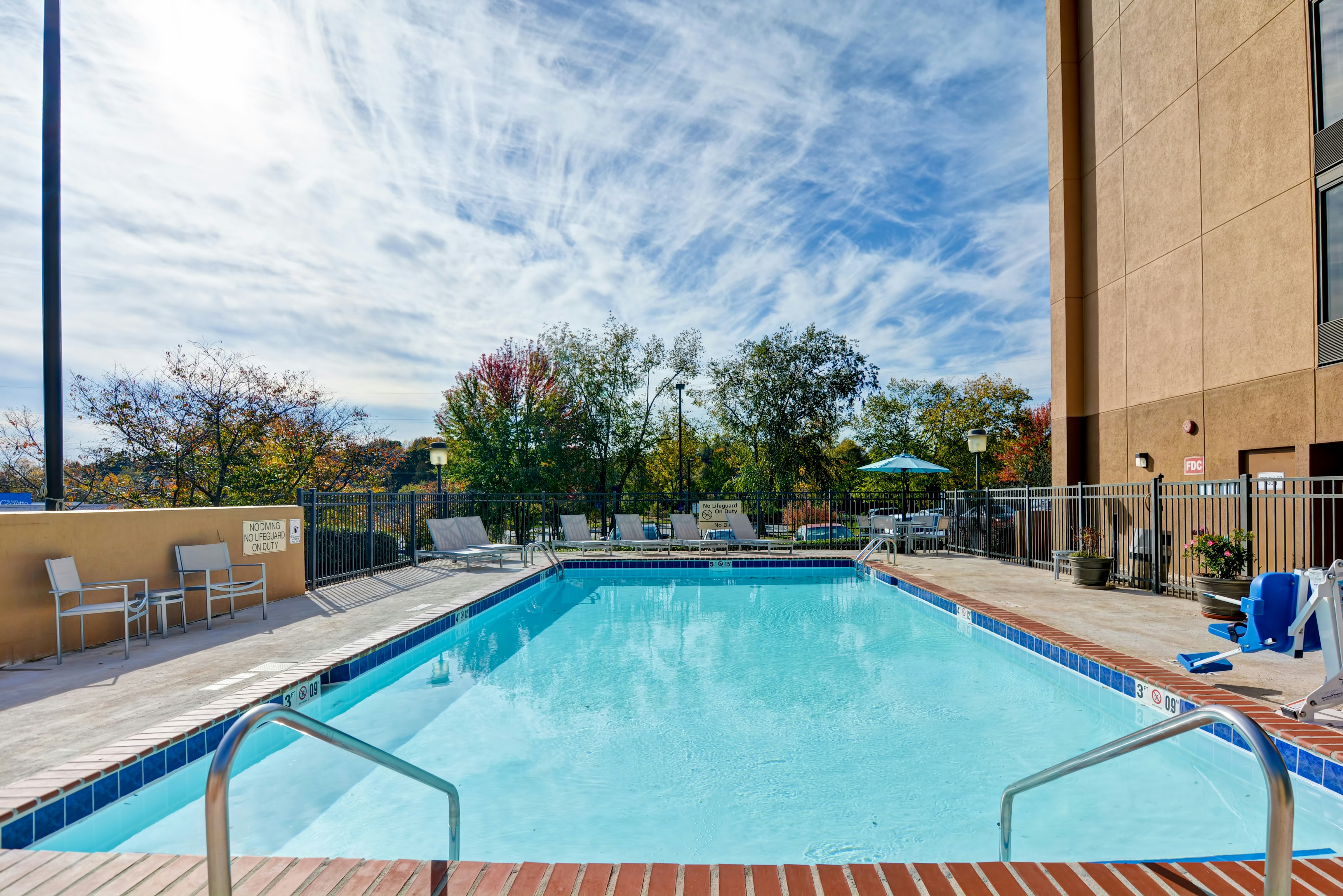 Hampton Inn Charlotte-Gastonia 13/27