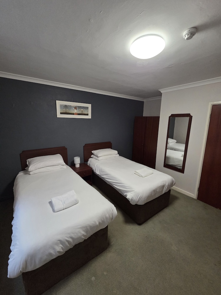 Beresford Hotel 9/57
