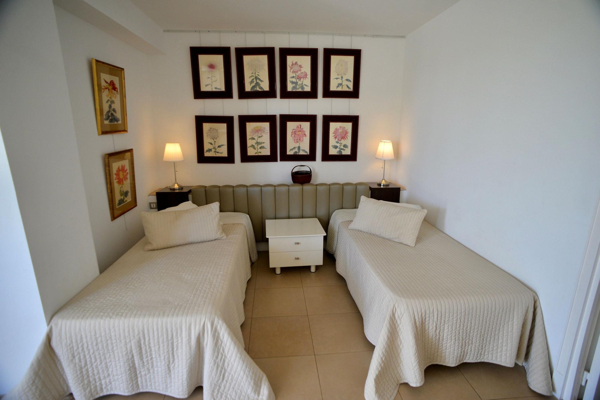 Auberge De La Calanque 8/50