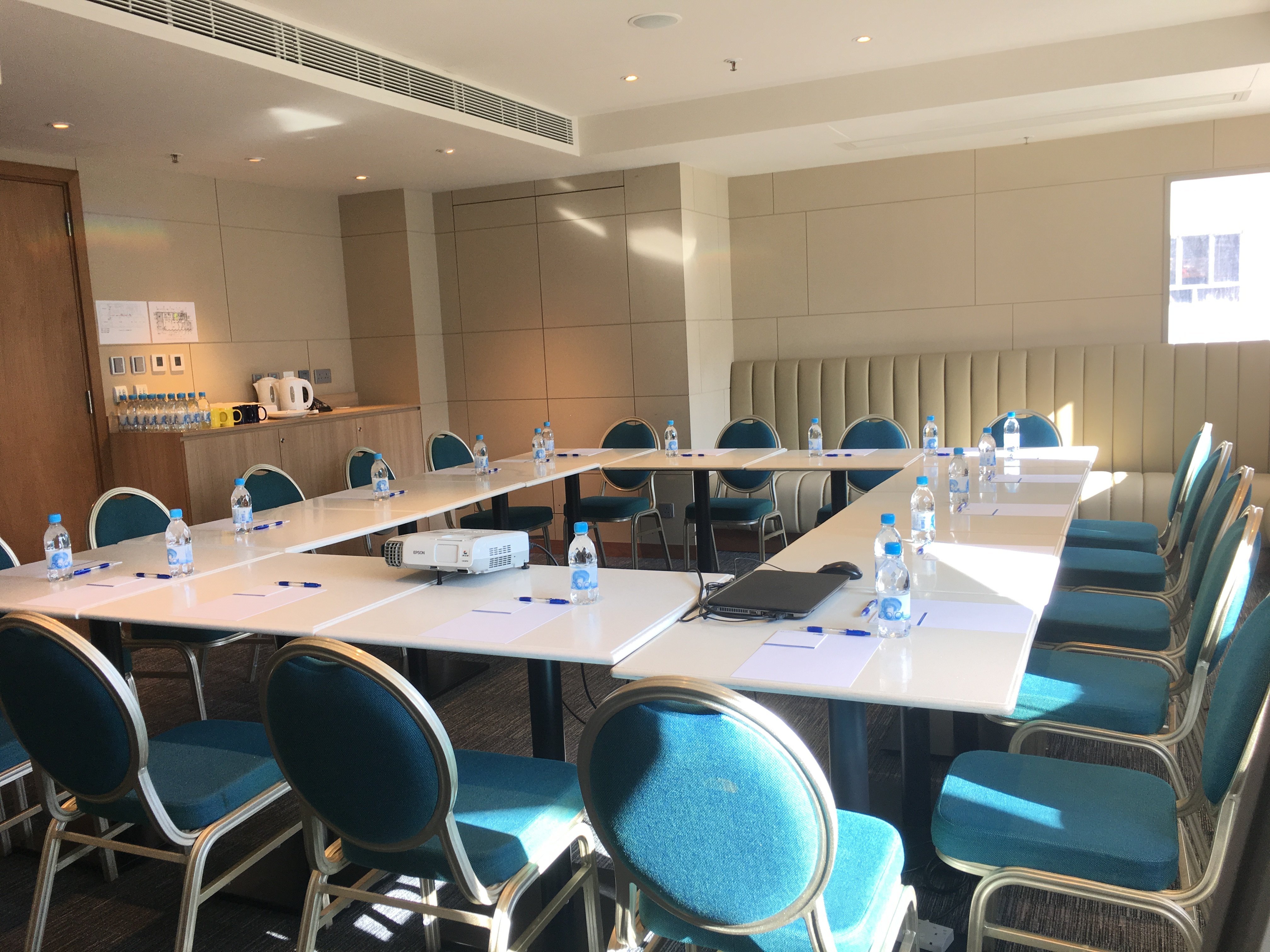 Holiday Inn Express Hong Kong Mongkok 24/31