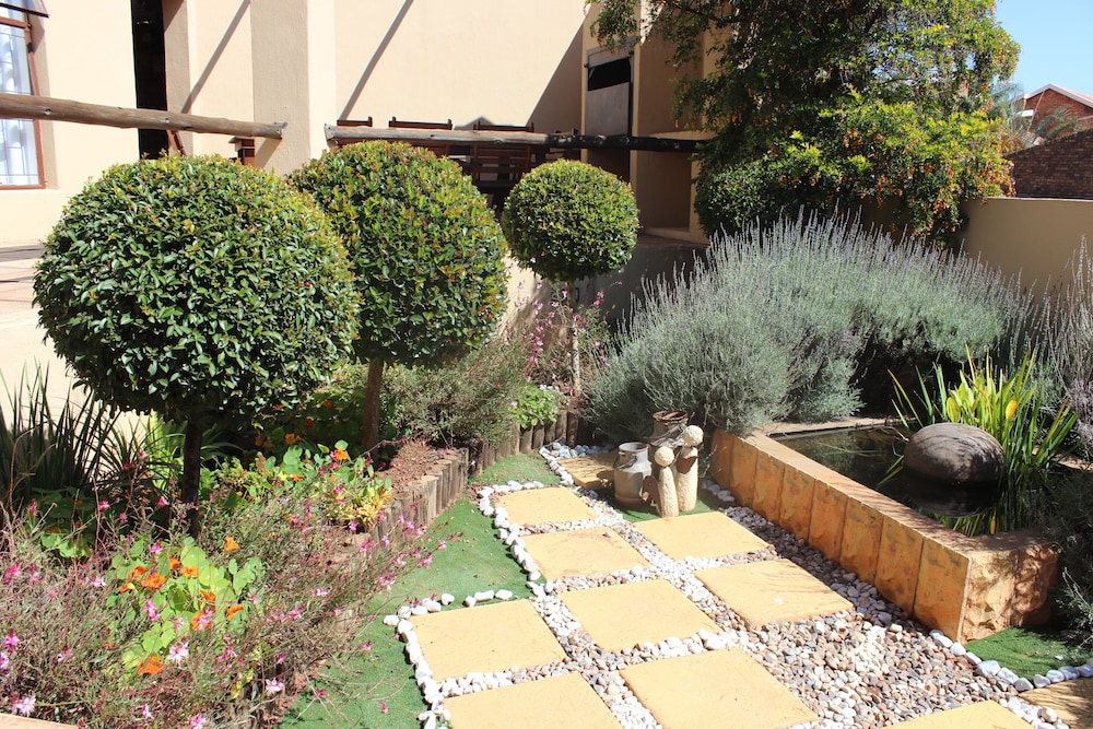 PhysEQFiT Guesthouse & Spa 24/25