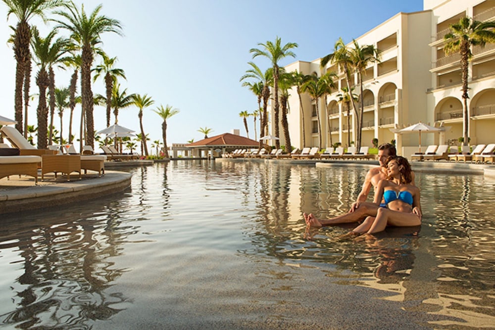 swimming pool spa