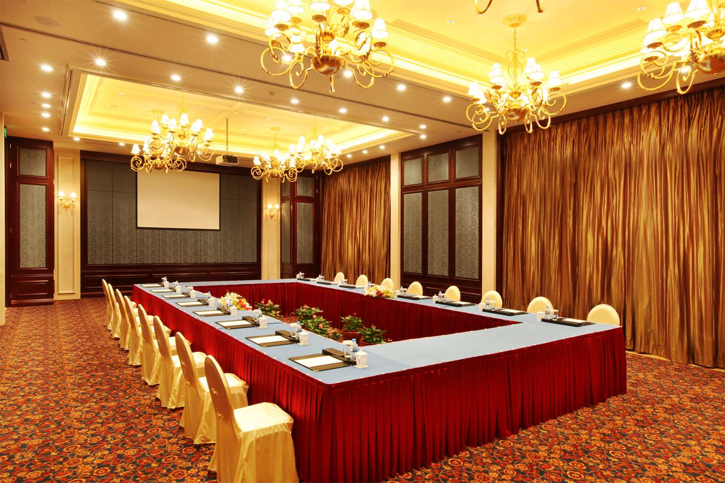 Grand Central Hotel Shanghai 44/47