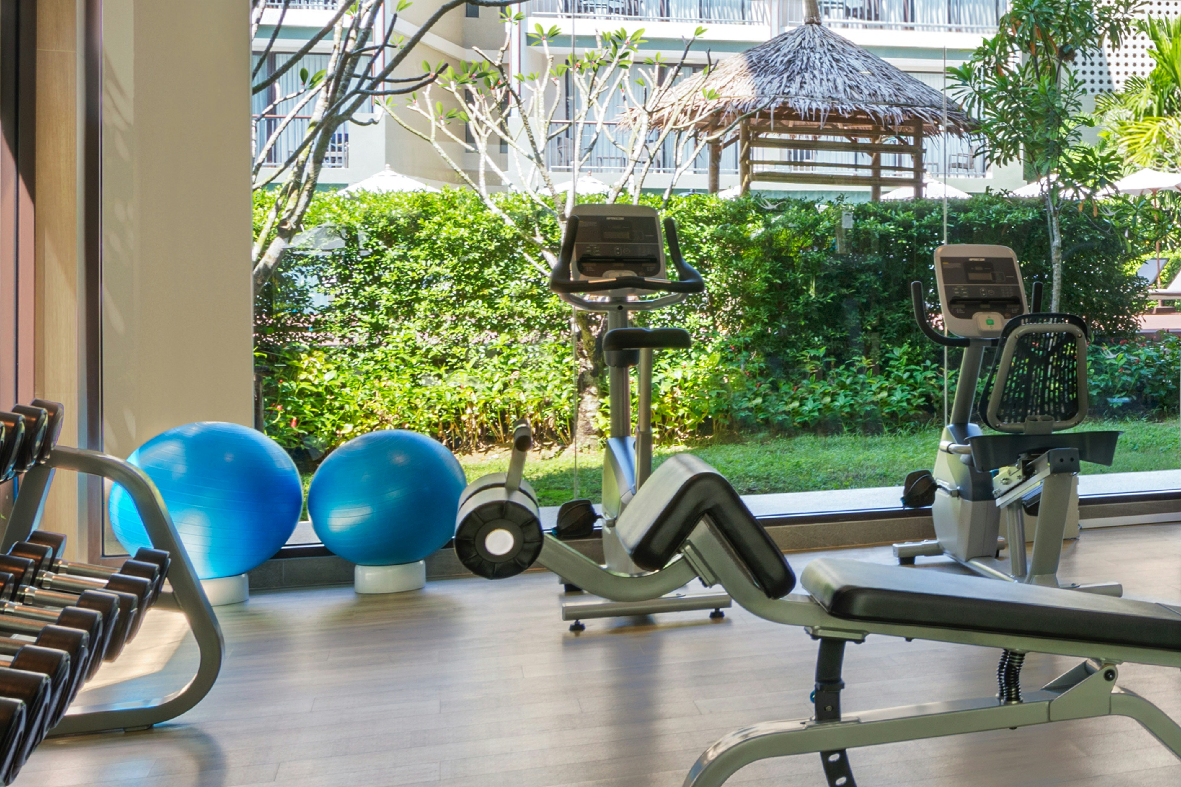Le Meridien Khao Lak Resort Spa 12/39