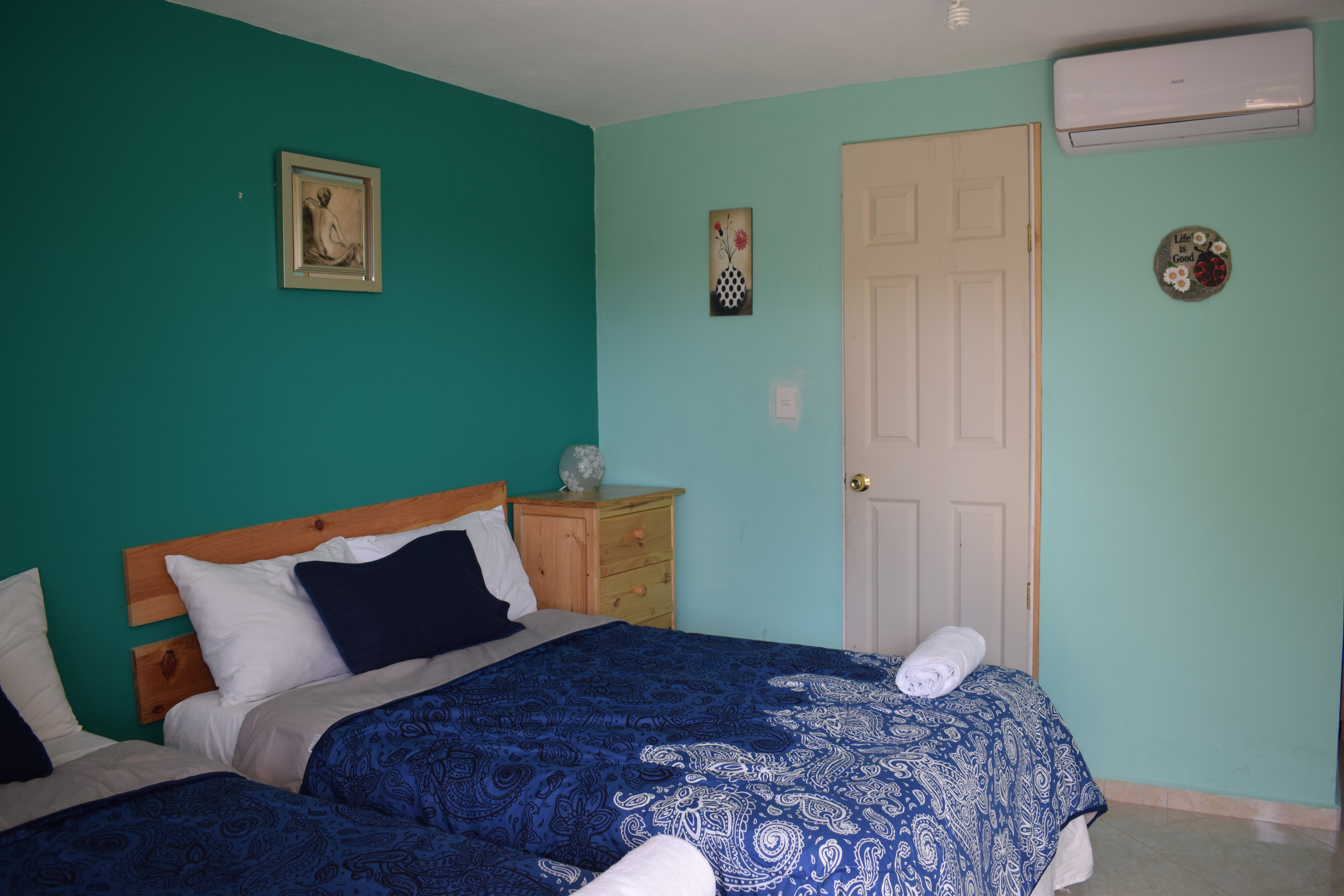 Mansion Giahn Bed and Breakfast 13/35