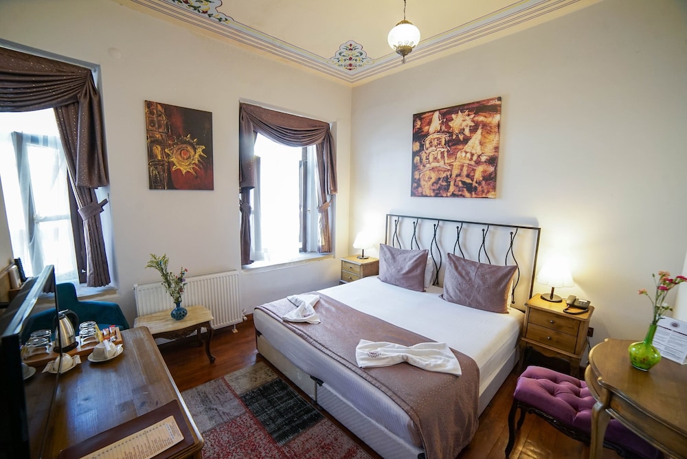Sarnic Meyhane and Otel 7/20