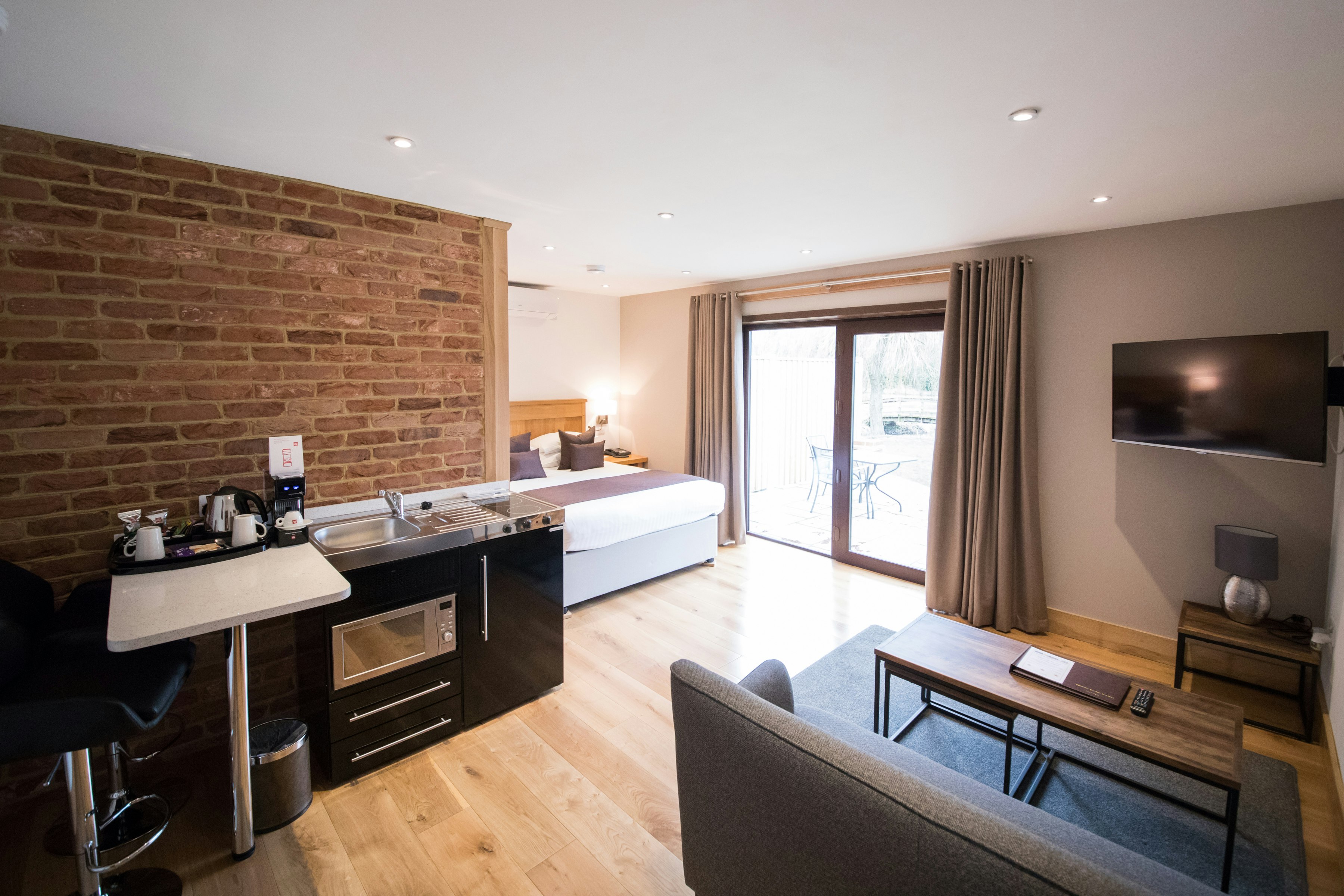 Tewin Bury Farm Hotel 24/38